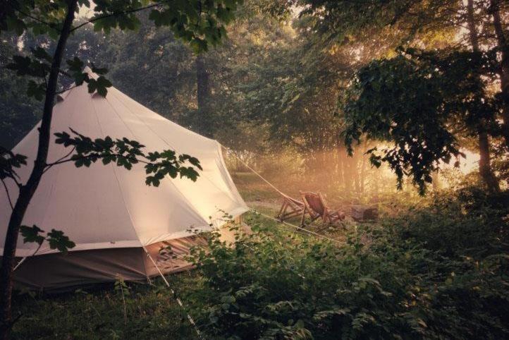 Camping Etang Du Camp Senergues Buitenkant foto